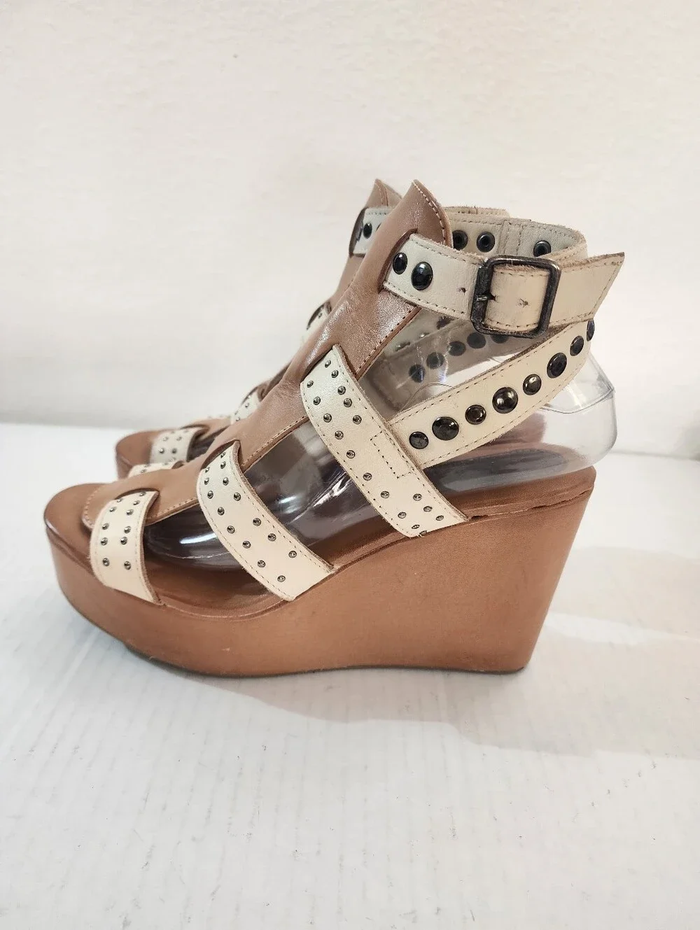 Freebird by Steven Winter Wedge Sandals 9 Leather Studded Gladiator Boho